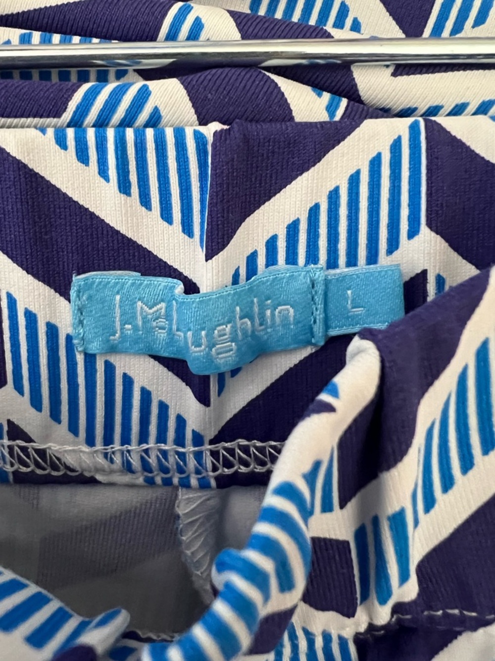 J. McLaughlin Catalina Cloth Palm Springs Skort Navy & Blue Chevron Stripes - Picture 4 of 11